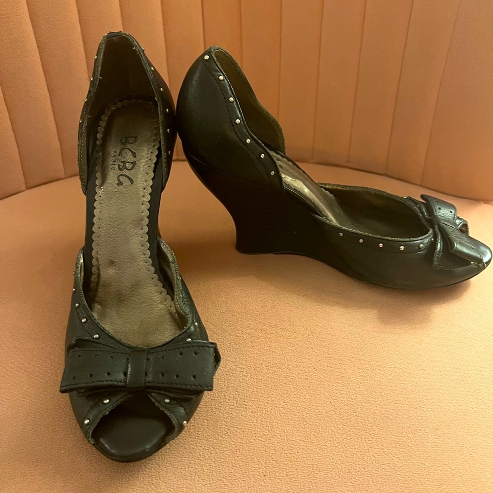 Bcbg Paris genuine leather wedge